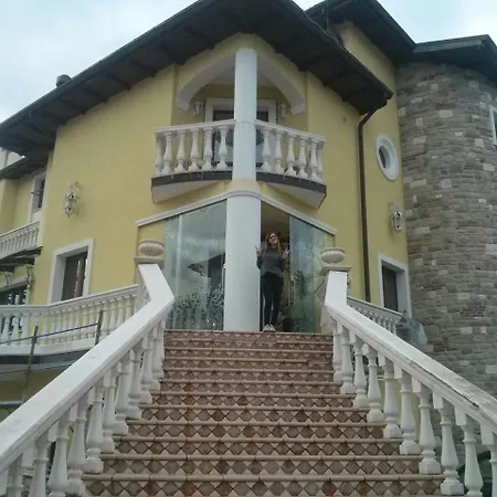 Vitalba Hotel Rocca di Mezzo