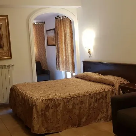 Vitalba Hotel 3*