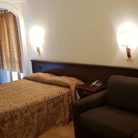 Vitalba Hotel 3*